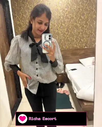 Amaravati High profile Genuine and Trusted call girl . fully medical fit girls