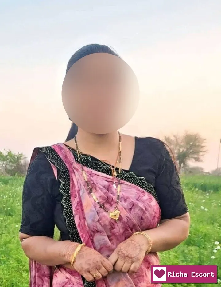 Ankleshwar call me  🌹♥️ 𝟵𝟮𝟬𝟰𝟰𝟲𝟱𝟯𝟳𝟭  🌹♥️ low price college girl and  babhi service any time available
