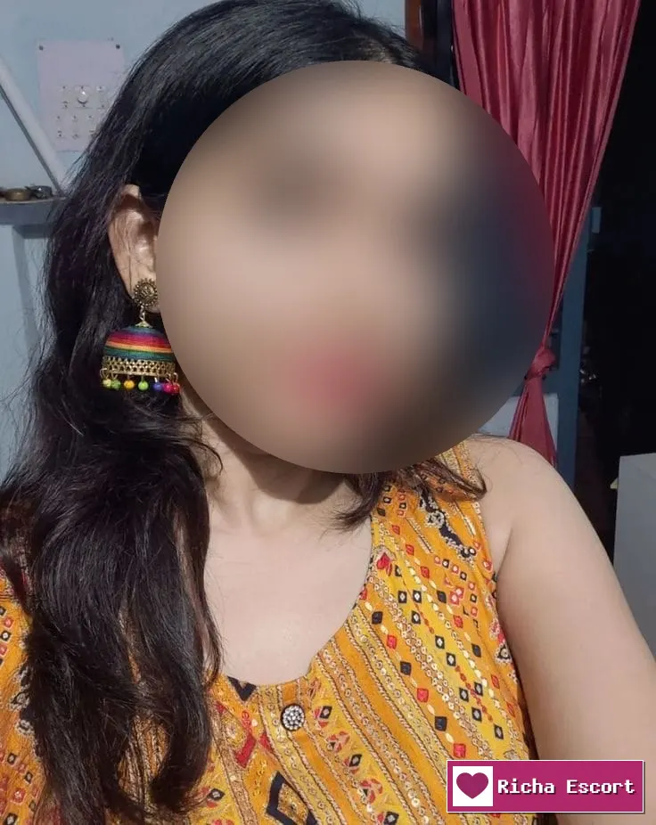 Nandini Agarwal /// 87093///26987/// VIP top models collge hom