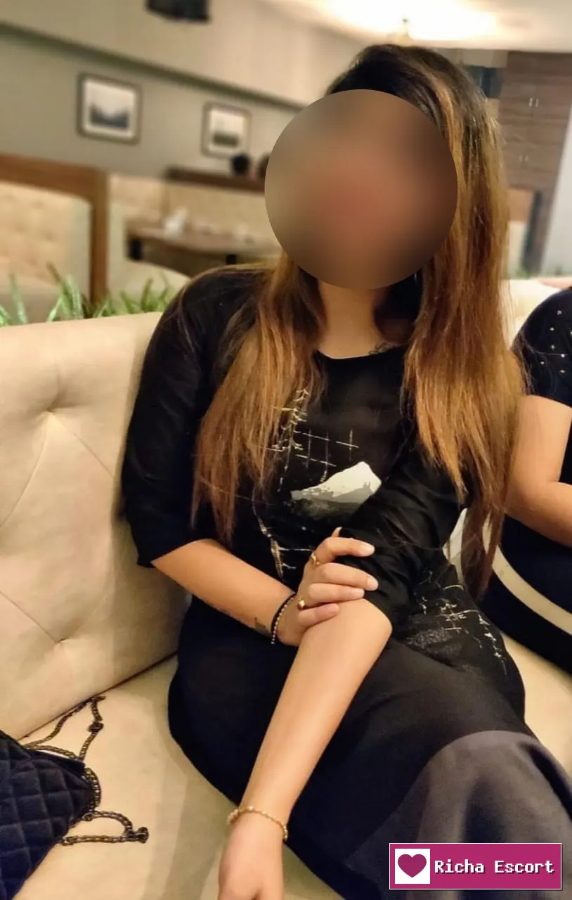Akola Call girl ❤️𝟔𝟐𝟎𝟔𝟖𝟏𝟖𝟓𝟏𝟕❤️CASH PAYMENT ❤️ call girl escort service