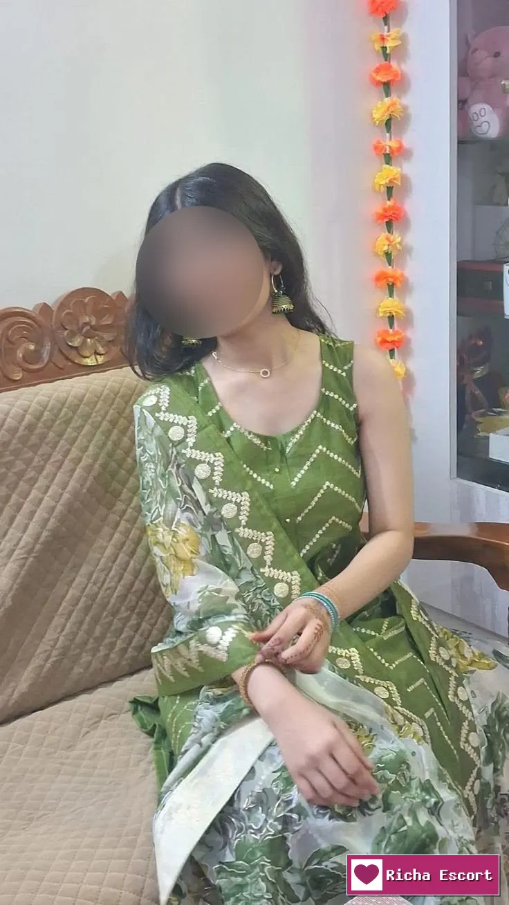 8757798358💘 Call girls 🌿Best low price 💯% geniune girls🌿 home service & hotel service✅ 💘