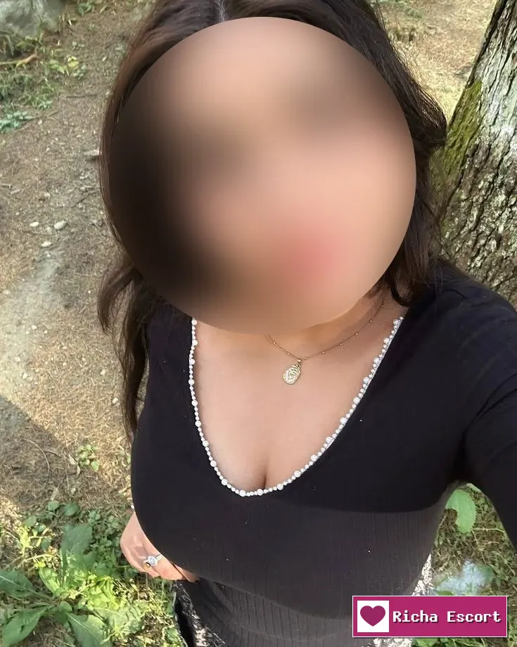 Bajali ❤️ VIP Call Girl 𝟵𝟲𝟬𝟴𝟯𝟵𝟲𝟮𝟳𝟵 ❤️Call Girls in Escort service❤️